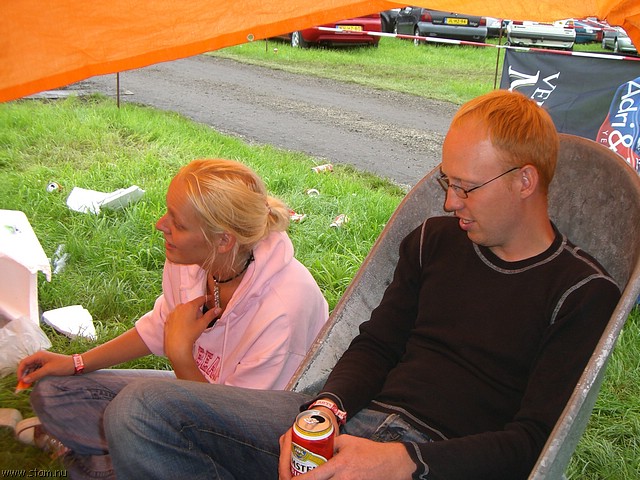 lowlands 2006 - 064.JPG
Make: CASIO COMPUTER CO.,LTD.
Model: EX-Z500
DateTime: 18-8-2006 12:21:44
EXIFImageWidth: 2560
ExifImageLength: 1920
Flash: Flash fired - Compulsory flash firing
FocalLength: 7,6 mm