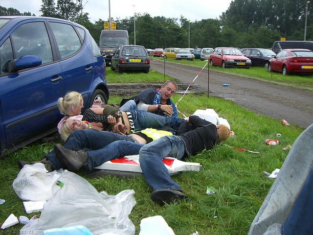 lowlands 2006 - 067.JPG
Make: CASIO COMPUTER CO.,LTD.
Model: EX-Z500
DateTime: 18-8-2006 13:21:07
EXIFImageWidth: 2560
ExifImageLength: 1920
Flash: Flash fired - Compulsory flash firing
FocalLength: 6,2 mm