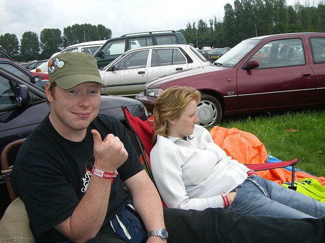 lowlands 2006 - 069.JPG
Make: CASIO COMPUTER CO.,LTD.
Model: EX-Z500
DateTime: 18-8-2006 13:21:23
EXIFImageWidth: 2560
ExifImageLength: 1920
Flash: Flash fired - Compulsory flash firing
FocalLength: 6,2 mm