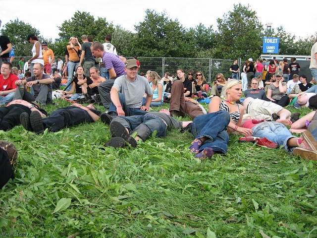 lowlands 2006 - 085.jpg
Make: Canon
Model: Canon DIGITAL IXUS 750
DateTime: 18-8-2006 17:30:51
EXIFImageWidth: 3072
ExifImageLength: 2304
Flash: Flash did not fire - Auto mode
ShutterSpeedValue: 1/318 sec
ApertureValue: F2,8
FocalLength: 7,7 mm