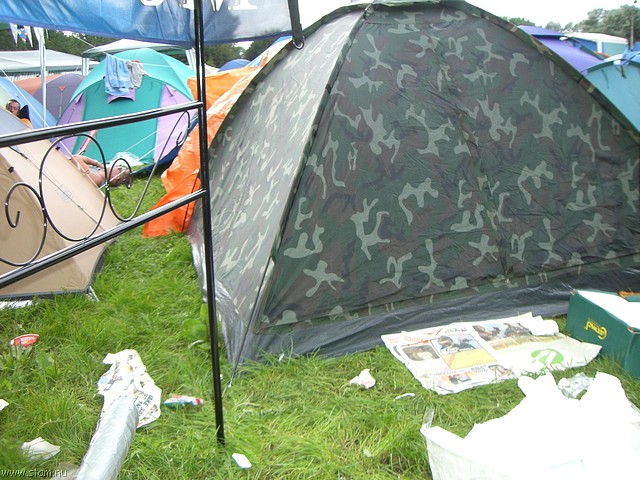 lowlands 2006 - 115.JPG
Make: CASIO COMPUTER CO.,LTD.
Model: EX-Z500
DateTime: 19-8-2006 16:20:29
EXIFImageWidth: 2560
ExifImageLength: 1920
Flash: Flash fired - Compulsory flash firing
FocalLength: 6,2 mm