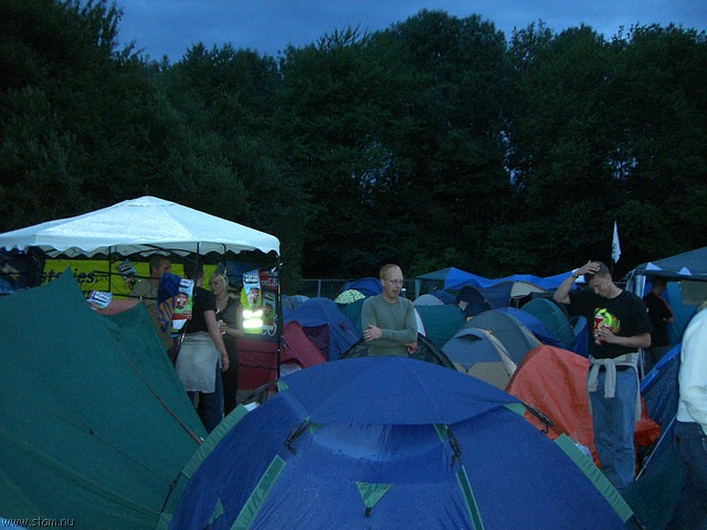 lowlands 2006 - 120.JPG
Make: CASIO COMPUTER CO.,LTD.
Model: EX-Z500
DateTime: 19-8-2006 19:56:46
EXIFImageWidth: 2560
ExifImageLength: 1920
Flash: Flash fired - Compulsory flash firing
FocalLength: 6,2 mm