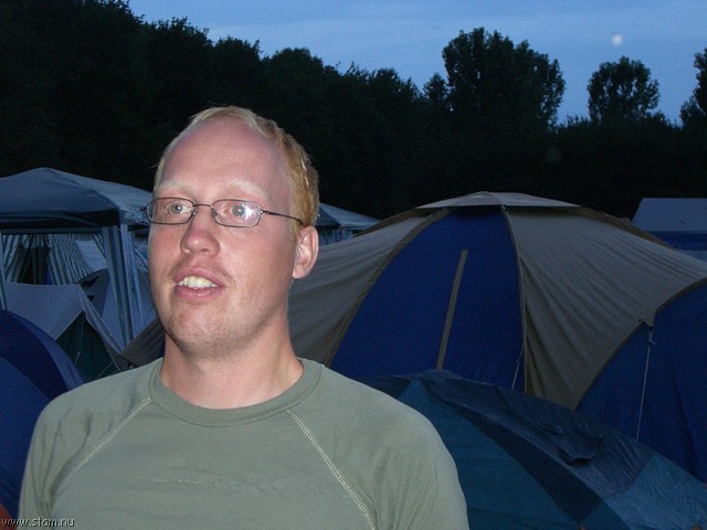 lowlands 2006 - 121.JPG
Make: CASIO COMPUTER CO.,LTD.
Model: EX-Z500
DateTime: 19-8-2006 19:57:04
EXIFImageWidth: 2560
ExifImageLength: 1920
Flash: Flash fired - Compulsory flash firing
FocalLength: 12,8 mm