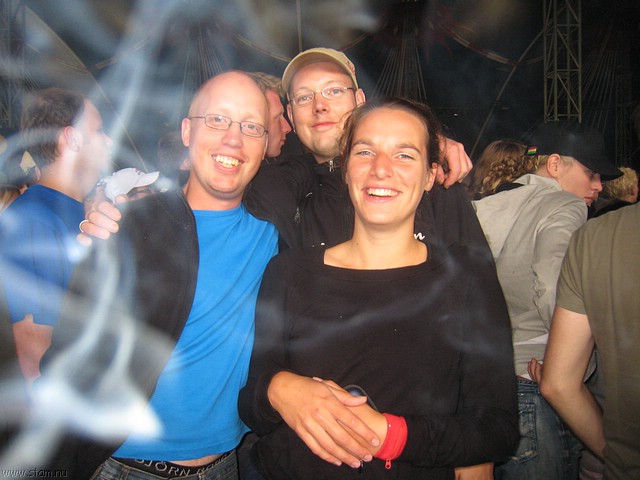 lowlands07-068.JPG
Make: Canon
Model: Canon DIGITAL IXUS 850 IS
DateTime: 17-8-2007 15:29:28
EXIFImageWidth: 3072
ExifImageLength: 2304
Flash: Flash fired - Auto mode - Red-eye reduction
ShutterSpeedValue: 1/60 sec
ApertureValue: F2,8
FocalLength: 4,6 mm
