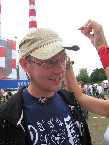 lowlands07-101.JPG
Make: Canon
Model: Canon DIGITAL IXUS 850 IS
DateTime: 18-8-2007 15:20:06
EXIFImageWidth: 3072
ExifImageLength: 2304
Flash: Flash did not fire - Auto mode
ShutterSpeedValue: 1/1002 sec
ApertureValue: F2,8
FocalLength: 4,6 mm