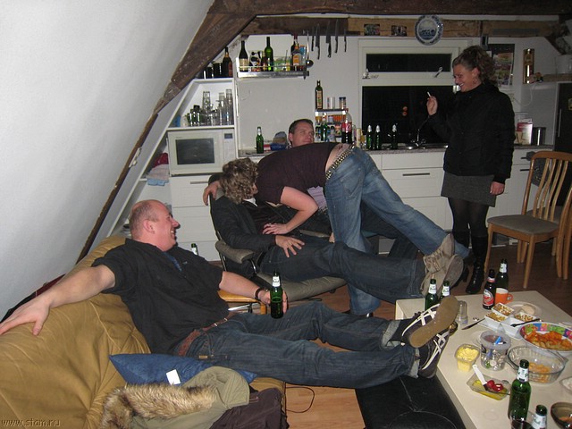 IMG_1835.JPG
Make: Canon
Model: Canon DIGITAL IXUS 850 IS
DateTime: 1-1-2008 2:05:19
EXIFImageWidth: 3072
ExifImageLength: 2304
Flash: Flash fired - Auto mode - Red-eye reduction
ShutterSpeedValue: 1/60 sec
ApertureValue: F2,8
FocalLength: 4,6 mm