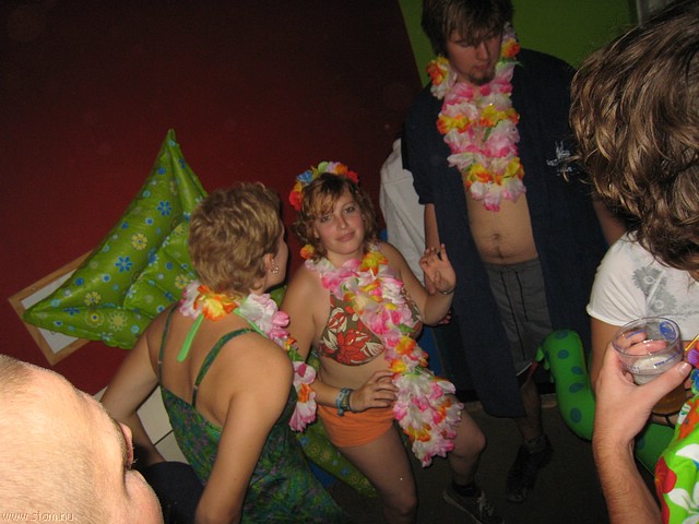 mezenfeest2008-051.JPG
Make: Canon
Model: Canon DIGITAL IXUS 850 IS
DateTime: 9-11-2008 1:25:42
EXIFImageWidth: 3072
ExifImageLength: 2304
Flash: Flash fired - Auto mode - Red-eye reduction
ShutterSpeedValue: 1/60 sec
ApertureValue: F2,8
FocalLength: 4,6 mm