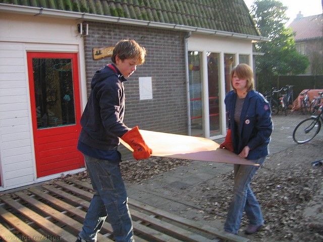slepercompilatie_024.JPG
Make: Canon
Model: Canon PowerShot S50
DateTime: 28-1-2006 14:57:06
EXIFImageWidth: 2592
ExifImageLength: 1944
Flash: No flash, auto mode
ISOSpeedRatings: ISO 50
ShutterSpeedValue:  1/125 sec
ApertureValue: F2,8
FocalLength: 7,09 mm