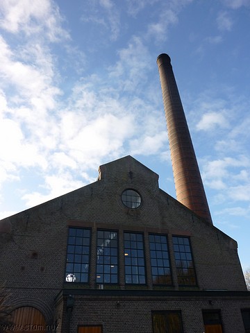P1020225.JPG
Make: Panasonic
Model: DMC-ZX1
DateTime: 28-12-2009 11:16:12
EXIFImageWidth: 3264
ExifImageLength: 2448
Flash: No flash, compulsory flash suppression
ISOSpeedRatings: ISO 80
FocalLength: 4,5 mm