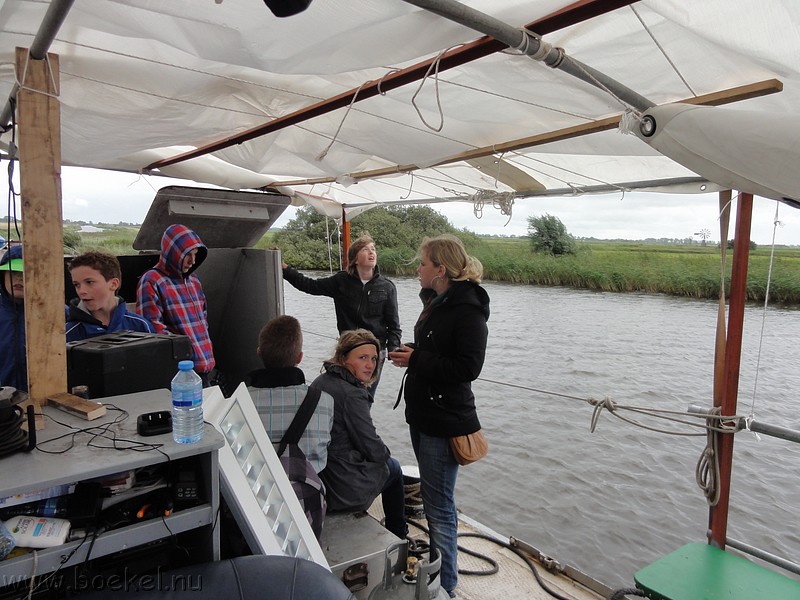 2011-07-23_friesland2011-004.JPG
Make: SONY
Model: DSC-HX5V
DateTime: 23-7-2011 13:10:49
EXIFImageWidth: 3648
ExifImageLength: 2736
Flash: No flash, auto mode
ISOSpeedRatings: ISO 125
FocalLength: 4,26 mm