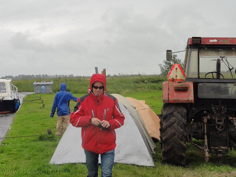 2011-07-23_friesland2011-009.JPG
Make: SONY
Model: DSC-HX5V
DateTime: 23-7-2011 15:03:17
EXIFImageWidth: 3648
ExifImageLength: 2736
Flash: Fired, strobe return light not detected, auto mode
ISOSpeedRatings: ISO 125
FocalLength: 12,85 mm