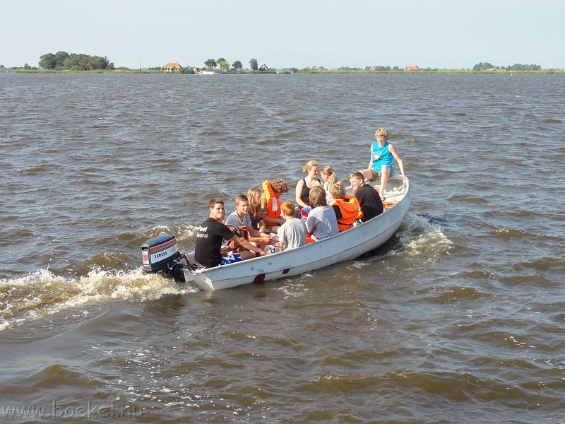 2011-07-28_friesland2011-034.JPG
Make: SONY
Model: DSC-HX5V
DateTime: 28-7-2011 16:50:54
EXIFImageWidth: 3648
ExifImageLength: 2736
Flash: Fired, strobe return light detected, auto mode
ISOSpeedRatings: ISO 125
FocalLength: 9,44 mm